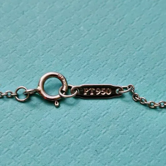 🩵SOLD🩵Tiffany & Co. Round Diamond Solitaire 0.25 ct Platinum Chain Necklace - Picture 6 of 9